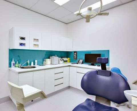 Photo: Wisdom Denture Clinic
